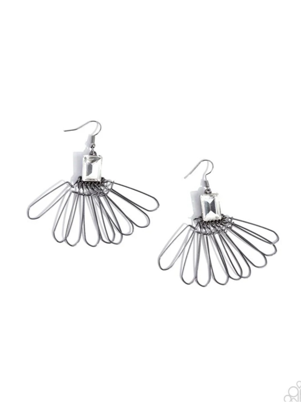 Factory Flair Black Earring - Picture 2 of 4